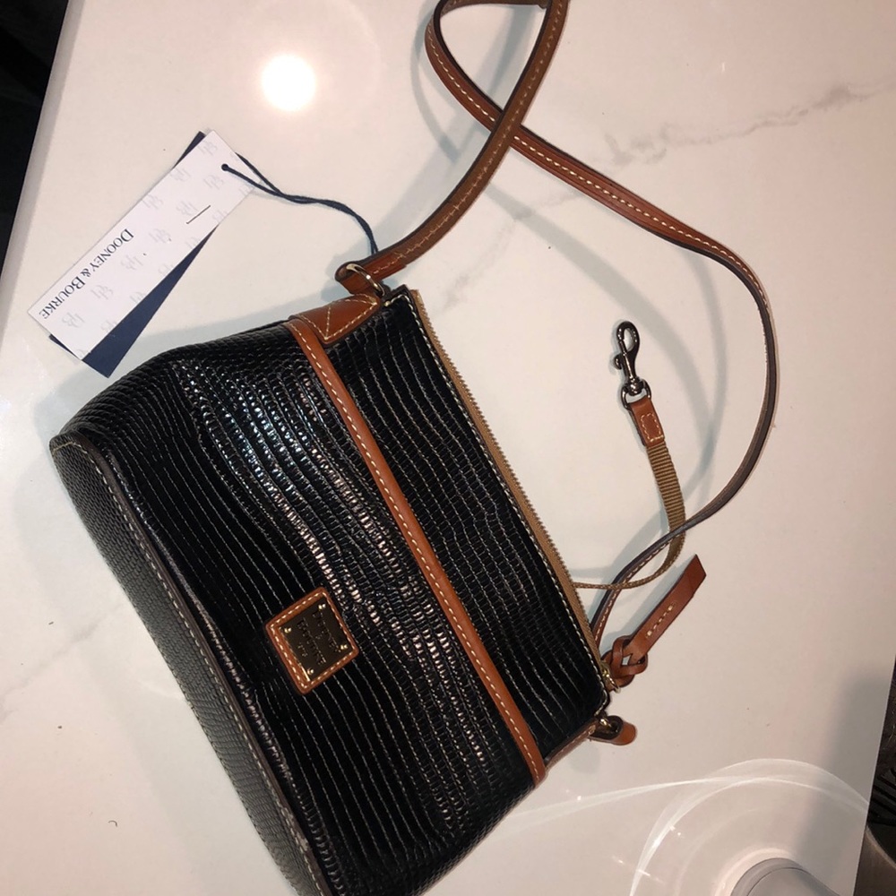 Dooney and Bourke Crossbody bag